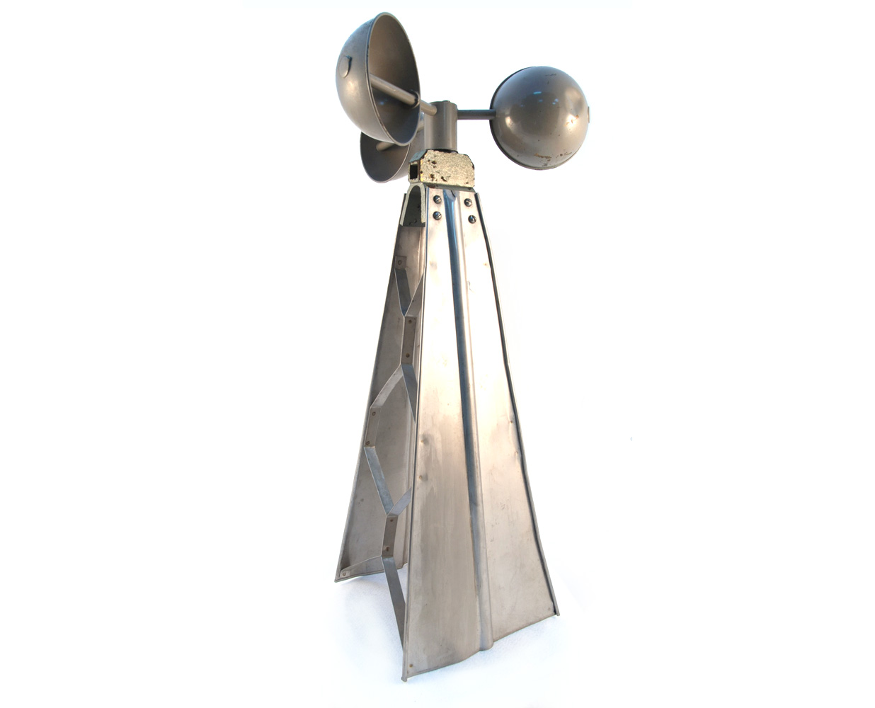 風杯型風速計感測部